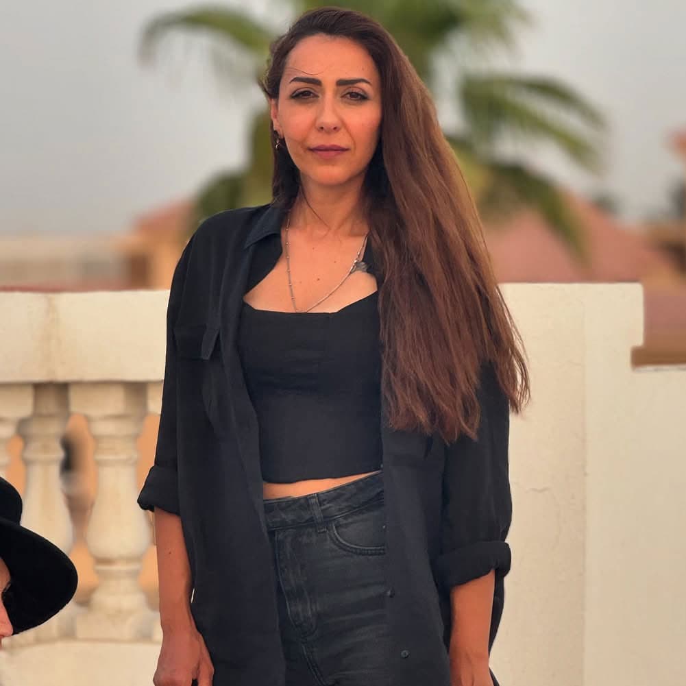 إيناس حلال، مدربة دورة العلاج بالصوت